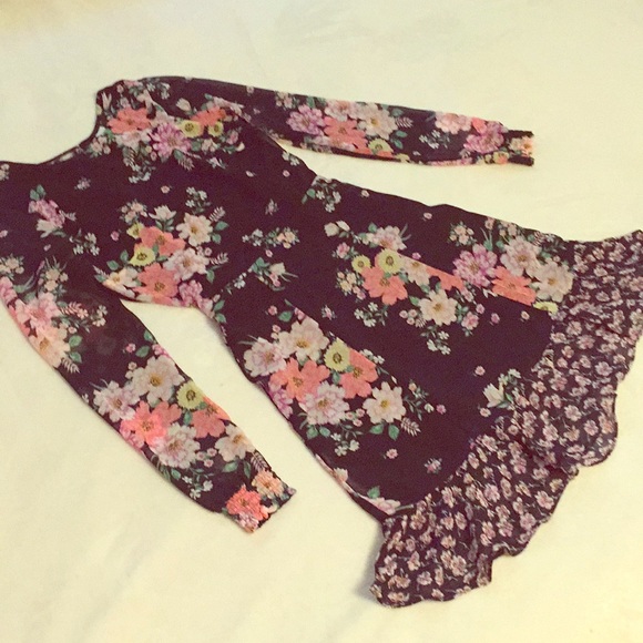 H&M Dresses & Skirts - H&M 🌿 DRESS 🌿 SHEER navy floral 🌿 ruffle detail